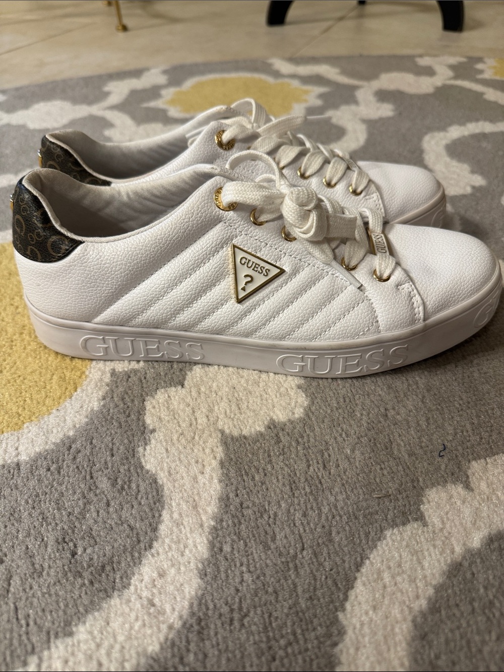 GUESS White Quilted Low-Top Sneakers with Gold Trim